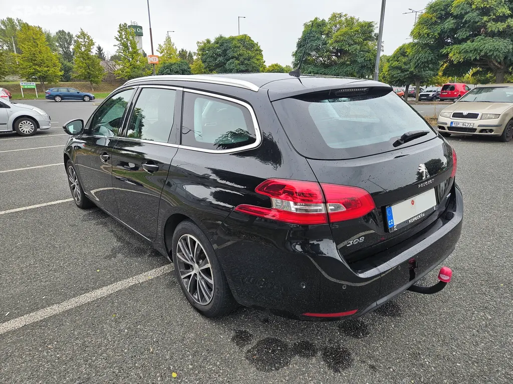Peugeot 308 SW 1,6 HDI 88kW ALLURE - fotka 3