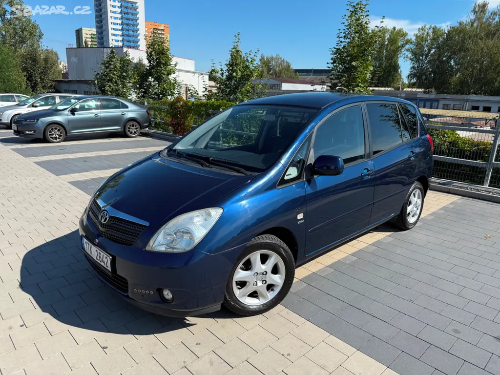 TOYOTA COROLLA VERSO 1,8 VVT-i 99kW 2.maj - 140tkm