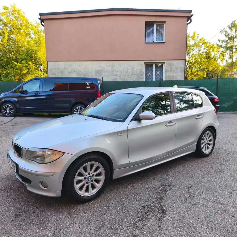 BMW 118D 90kw, E87, motor 2.0D M47 - fotka 2