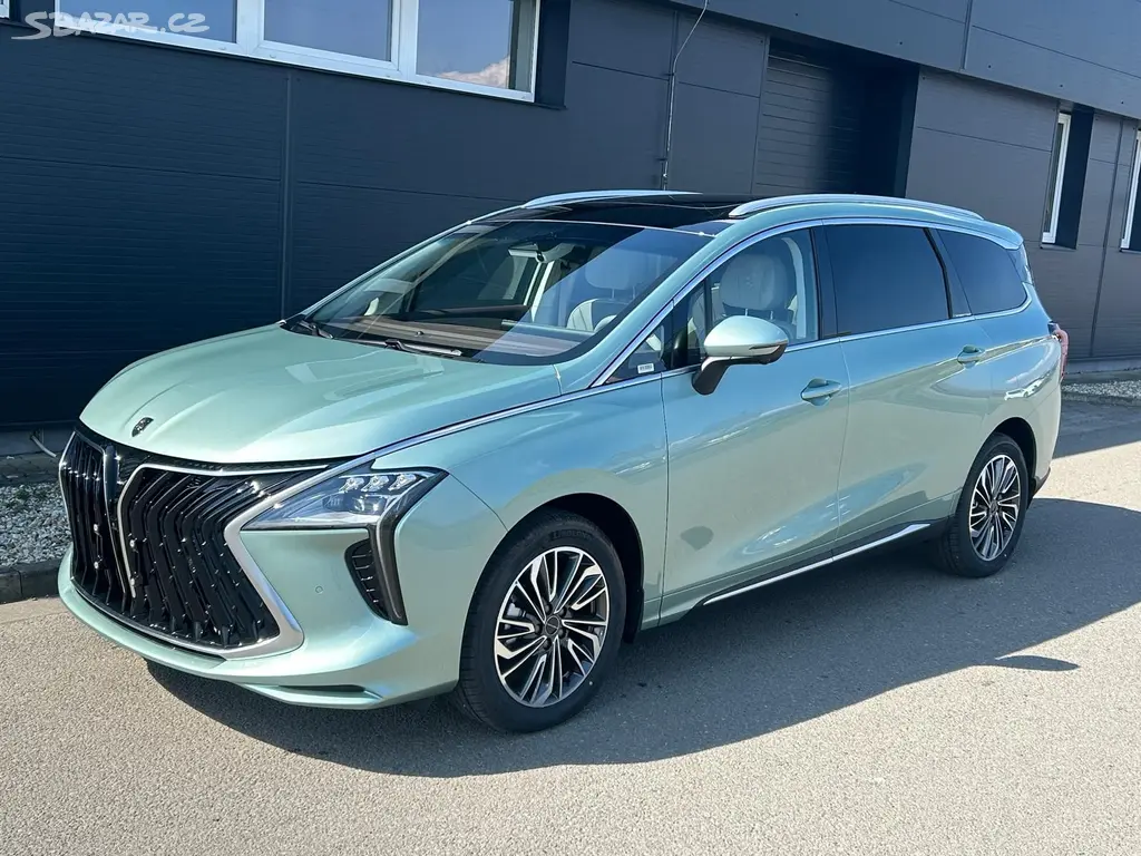 Dongfeng U-Tour, EXCLUSIVE FR
