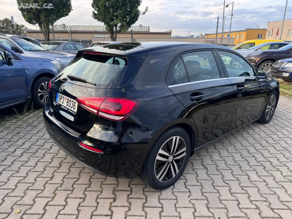 Mercedes-Benz Třídy A, 180D 1,5 85 KW AUTOMAT SPORTB. - fotka 5