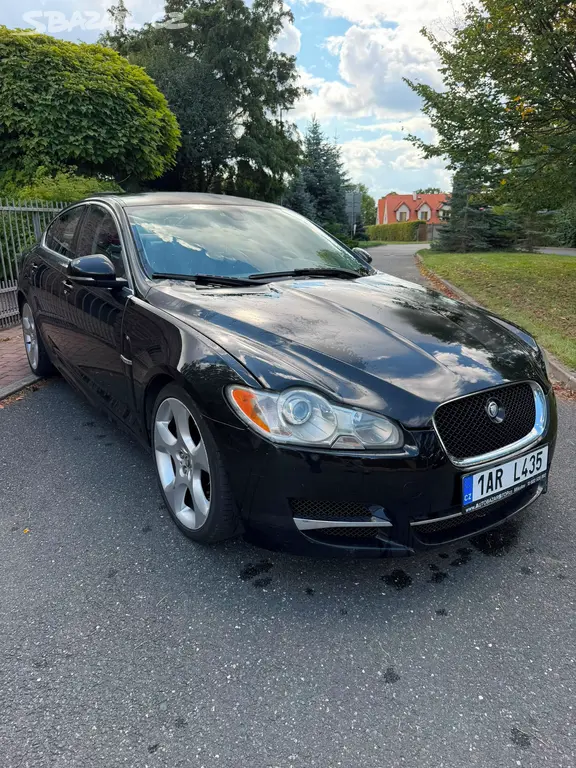 Jaguar XF 3.0 V6 Diesel pěkný stav, STK do 2028 - fotka 5