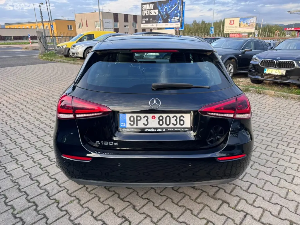 Mercedes-Benz Třídy A, 180D 1,5 85 KW AUTOMAT SPORTB. - fotka 4