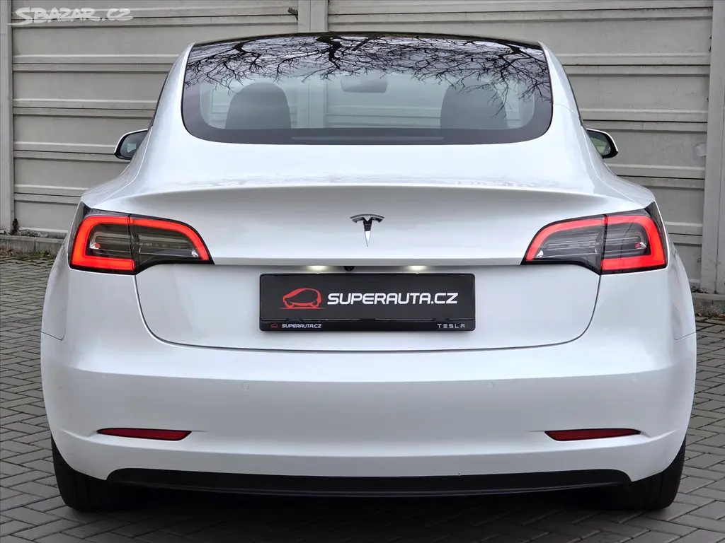Tesla Model 3, Long Range RWD SOH 96% 1.maj - fotka 6