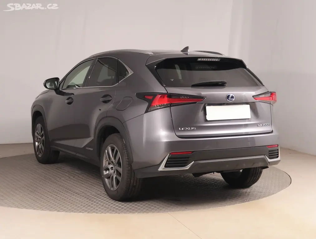 Lexus NX 300h, 300h, Style Edition, 4X4 - fotka 3