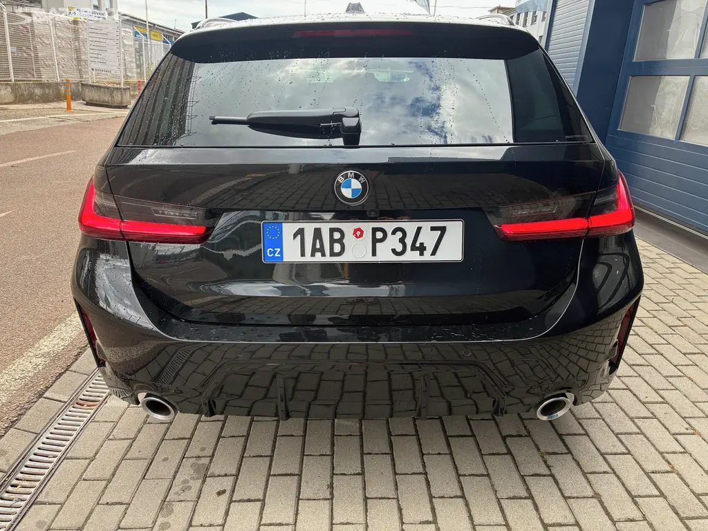 BMW Řada 3, 320i M paket TouringTOP stav - fotka 6