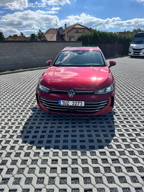 Volkswagen Passat Variant B9 2.0 TDI (110 kW) - fotka 6