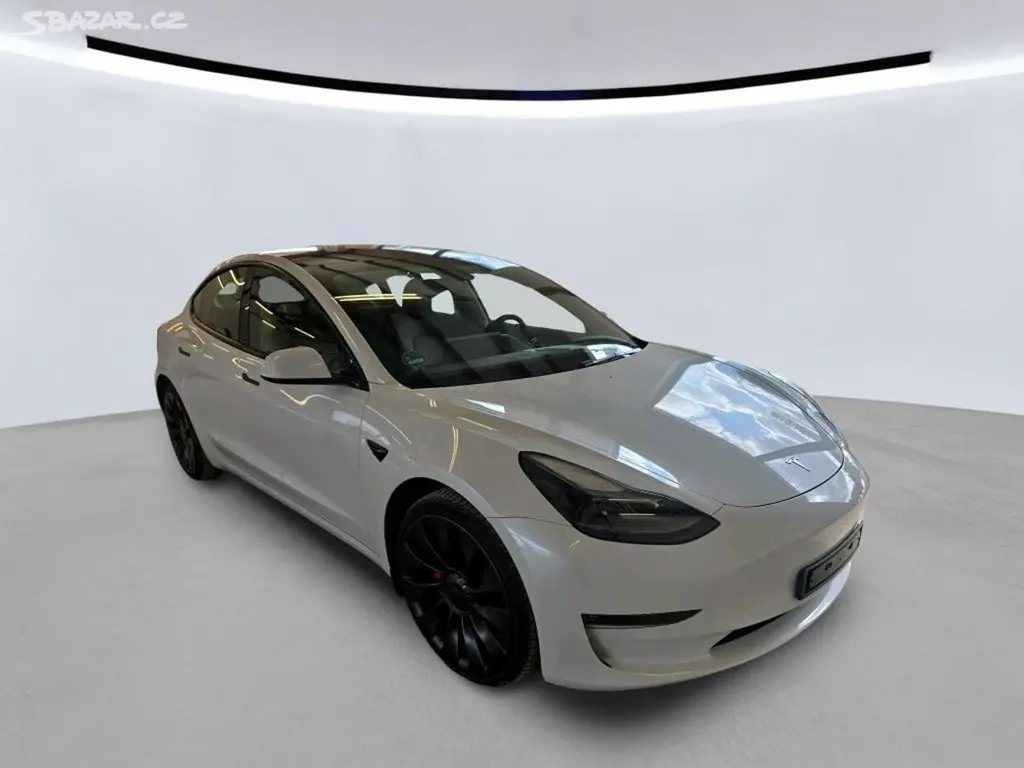 Tesla Model 3, PERFORMANCE 393kw SOH 95,0% - fotka 2
