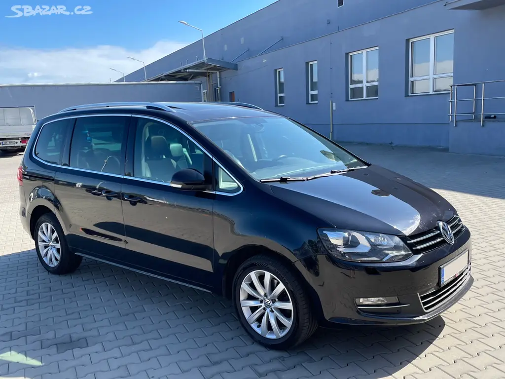 Volkswagen Sharan 2.0 TDi RV 2012 Highline 7 MÍST - fotka 6