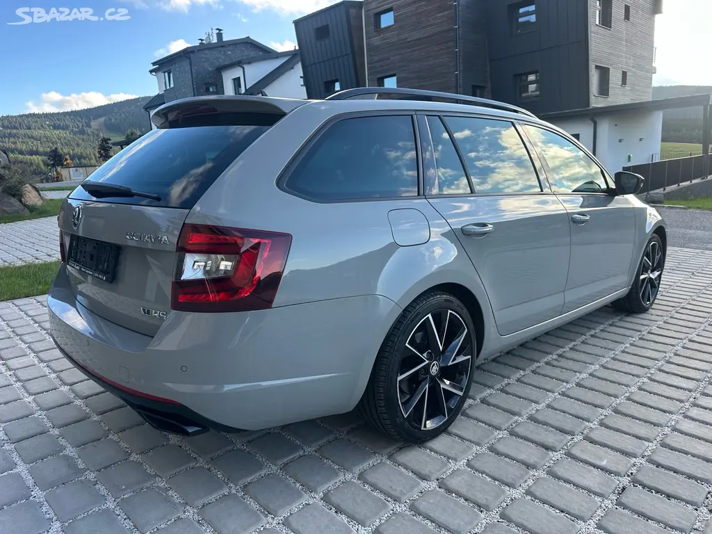 Škoda Octavia RS, DSG, 4x4,R.v 2020, 2.0tdi, 135kw - fotka 4