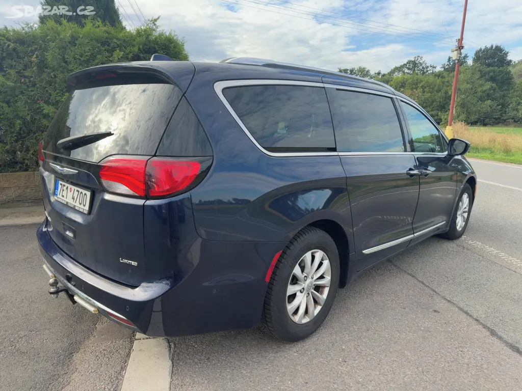 Chrysler Pacifica 3,6 Limited LPG Radar 360 2018 - fotka 4