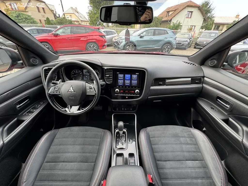 Mitsubishi Outlander, 2.0i Automat SpiritPlus LED - fotka 6