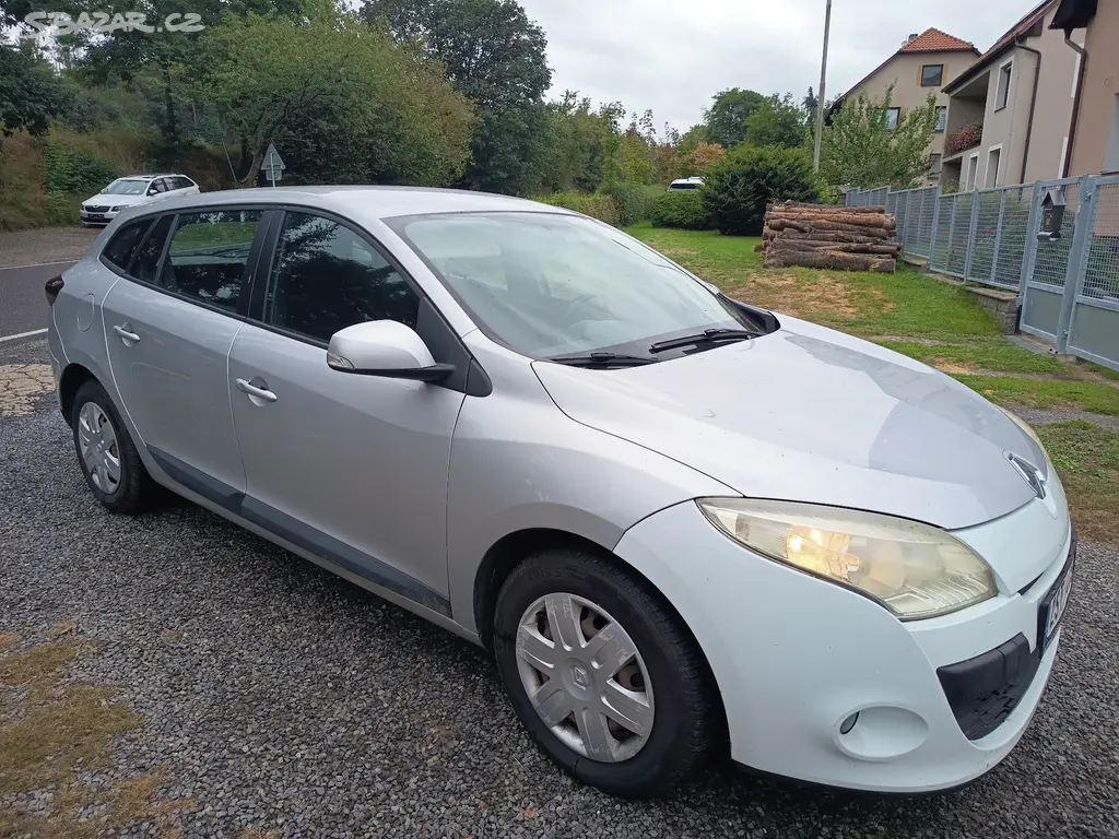 Renault Megane 1.5 dCI Grandtour - fotka 6