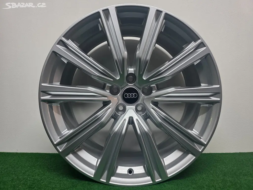 Audi SQ8 Q8 Alu kola 20 Zimní Nové 4M8601025T