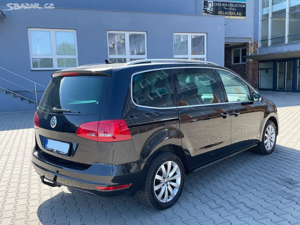 Volkswagen Sharan 2.0 TDi RV 2012 Highline 7 MÍST - fotka 5