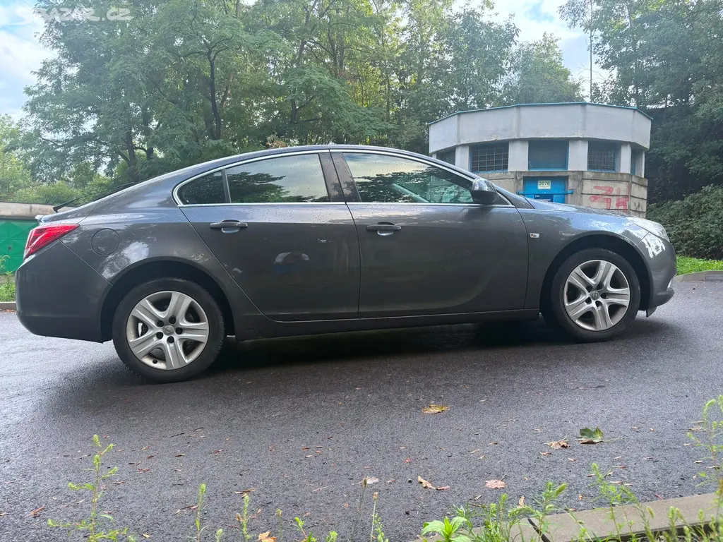Opel Insignia, 1,8 103kW - fotka 4