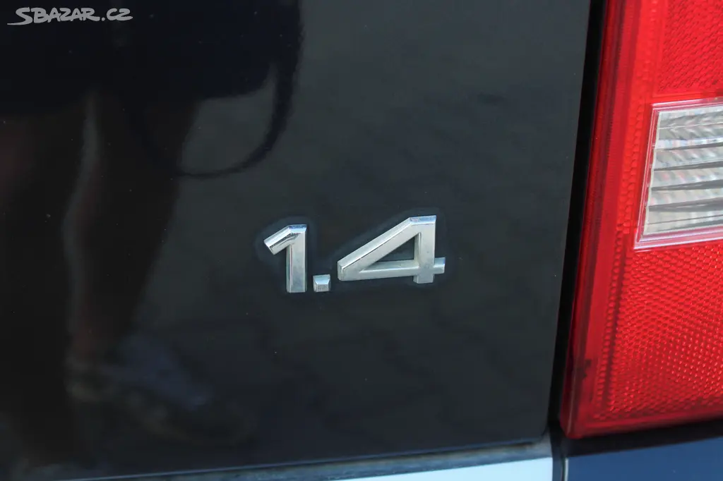Audi A2, 1,4i 55kw, aut.klima, PANO - fotka 6