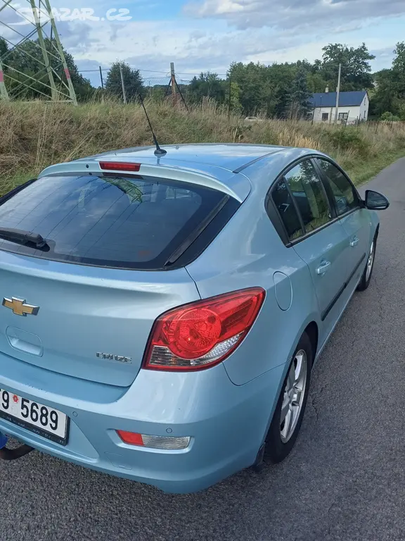 Chevrolet Cruze - fotka 5