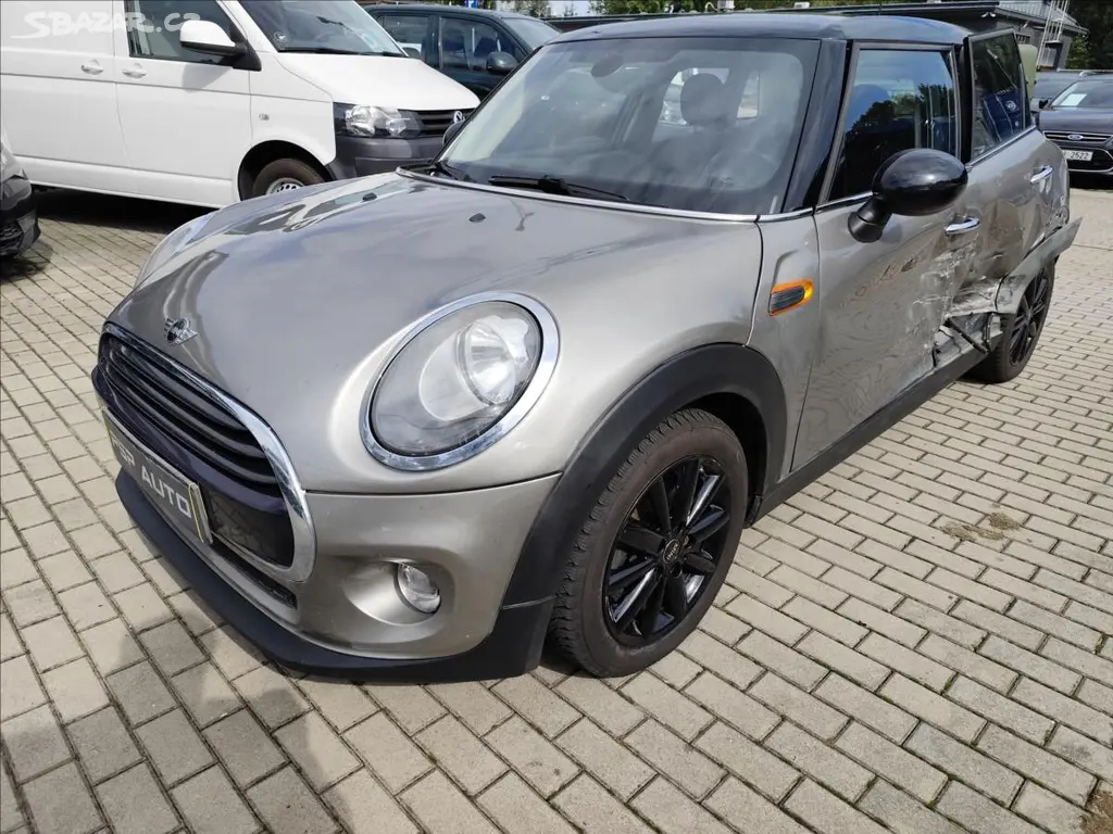 Mini Cooper, 1.5i 100KW ALU NAVI AUT.KLIMA