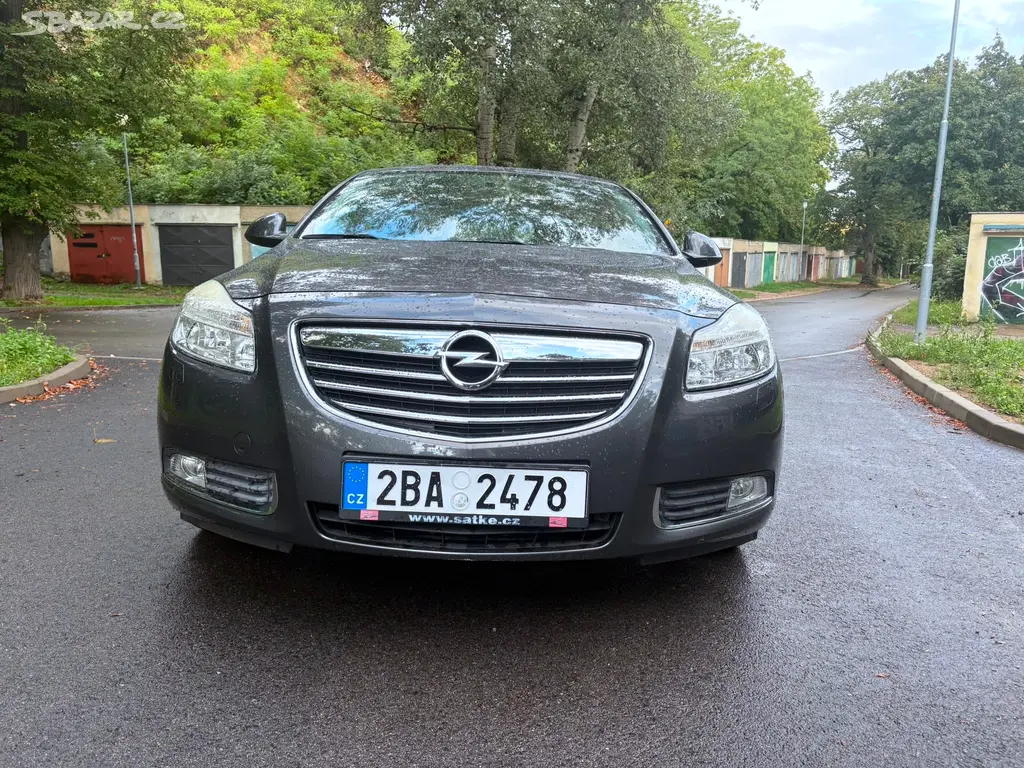 Opel Insignia, 1,8 103kW - fotka 2