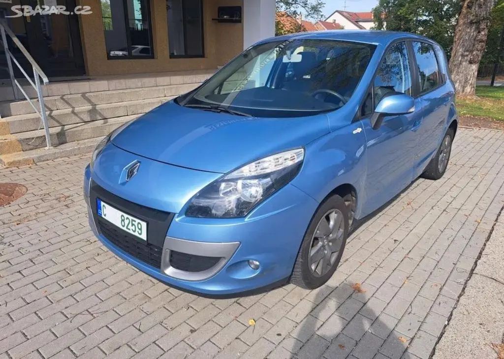 Renault Scénic 1,5 dCi nafta manuální - fotka 4