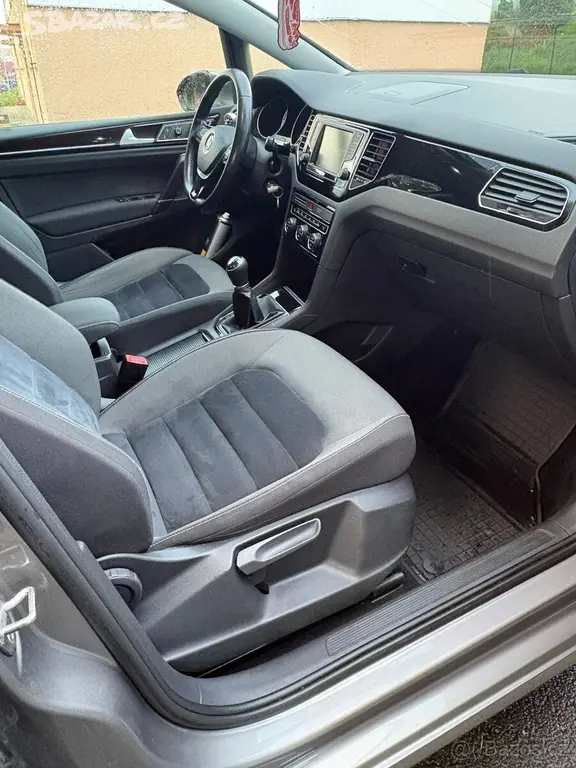 Volkswagen Golf Sportsvan 1,6 TDI 81kW Highline, - fotka 5