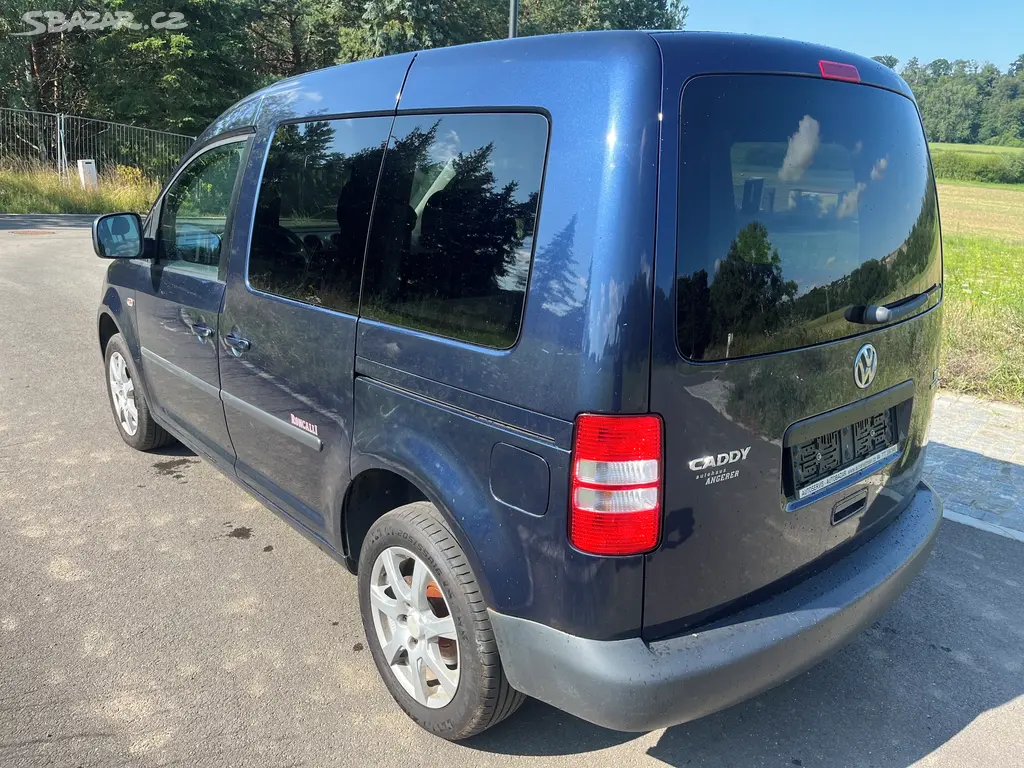 Volkswagen Caddy LiFE 1.6 TDI 2x šoupačky alu - fotka 6