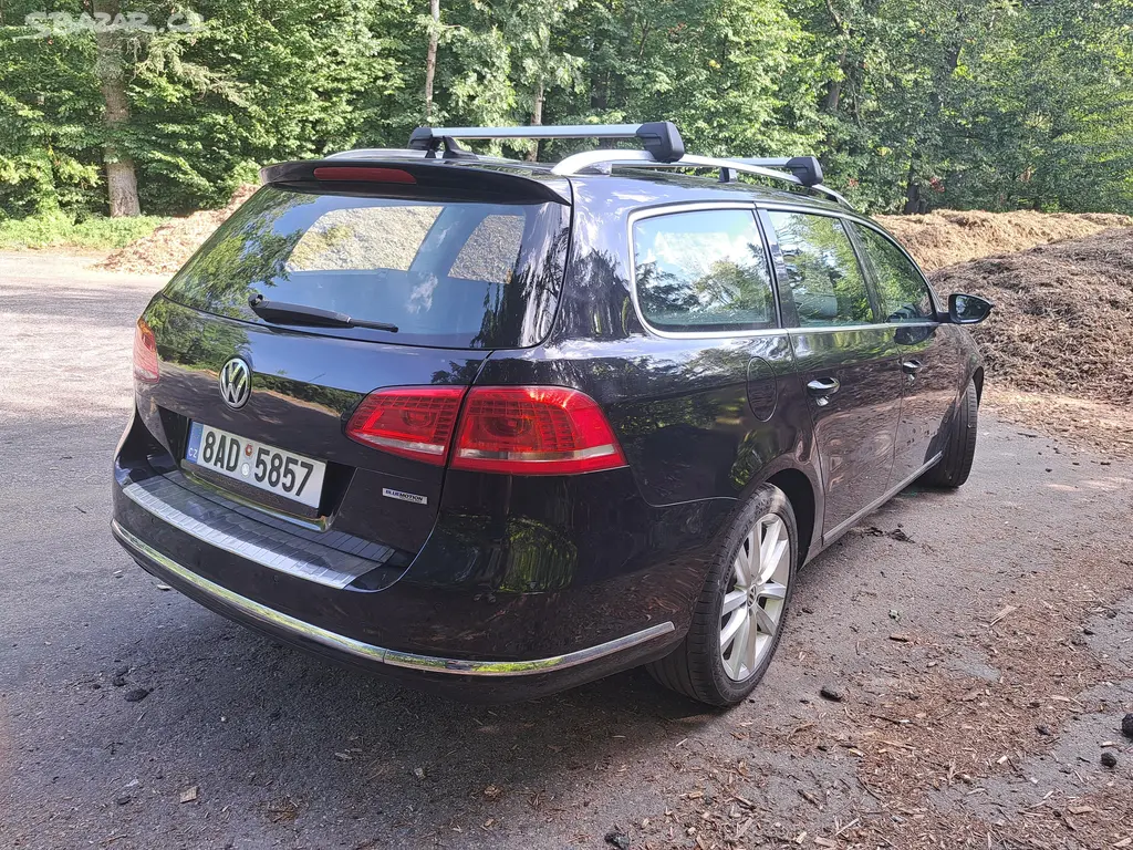 VW Passat B7 Combi 2.0 TDI 103kW Highline - fotka 5