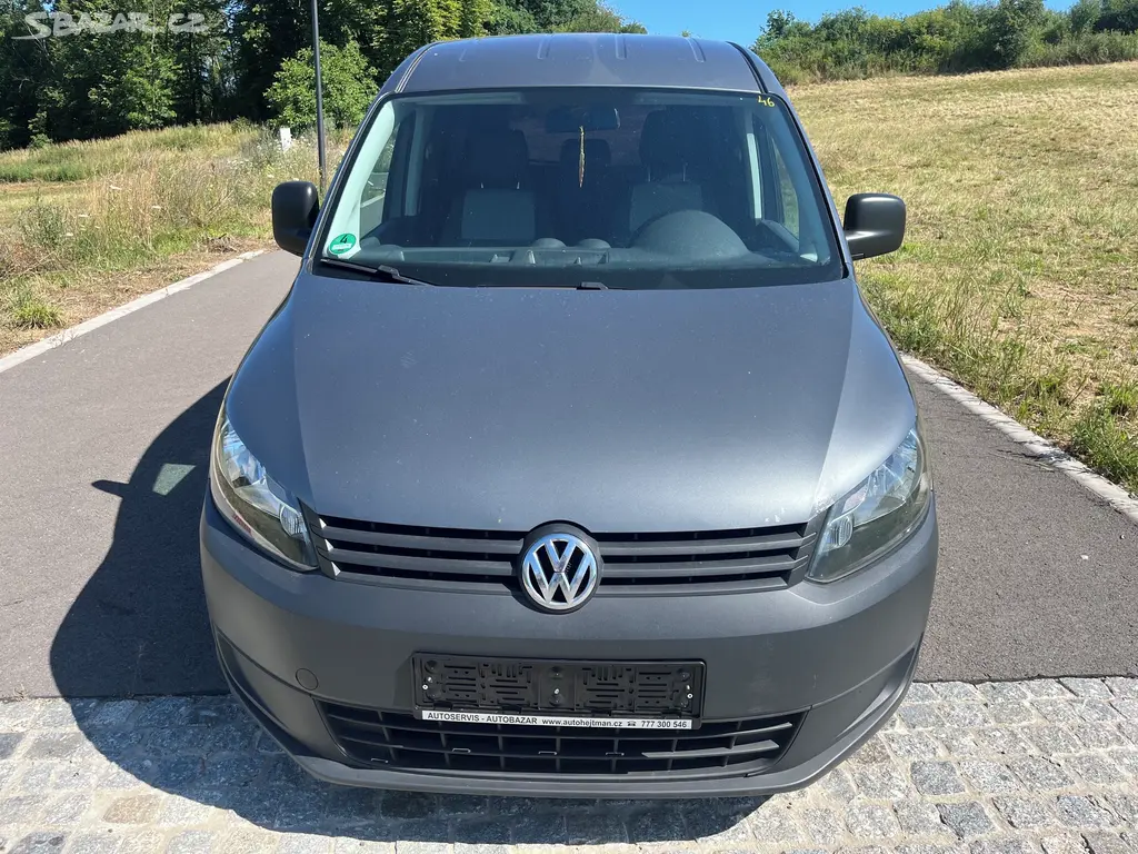 Volkswagen Caddy MAXI 1.6 TDI tažné alu navi - fotka 2