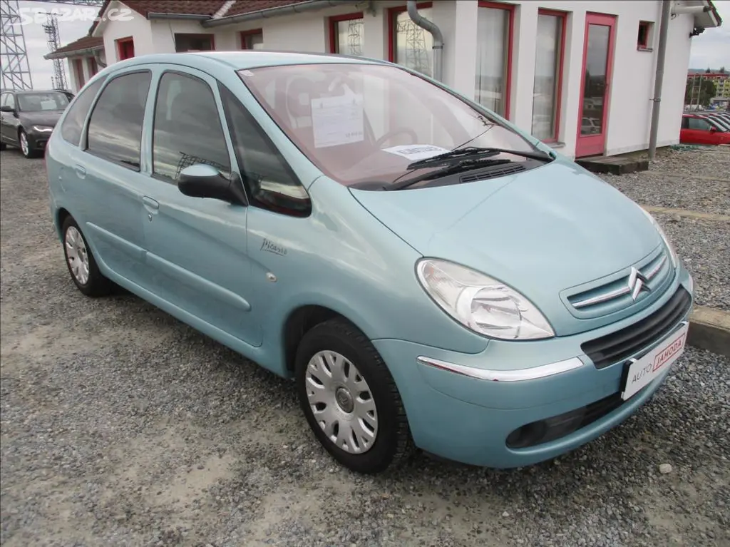 Citroën Xsara Picasso, 1,6 i, klima, servis, tažné,