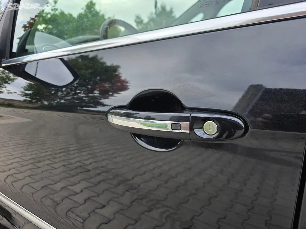 Ford Galaxy 2.2 TDCi 147kW Plná výbava 2.majitel - fotka 5