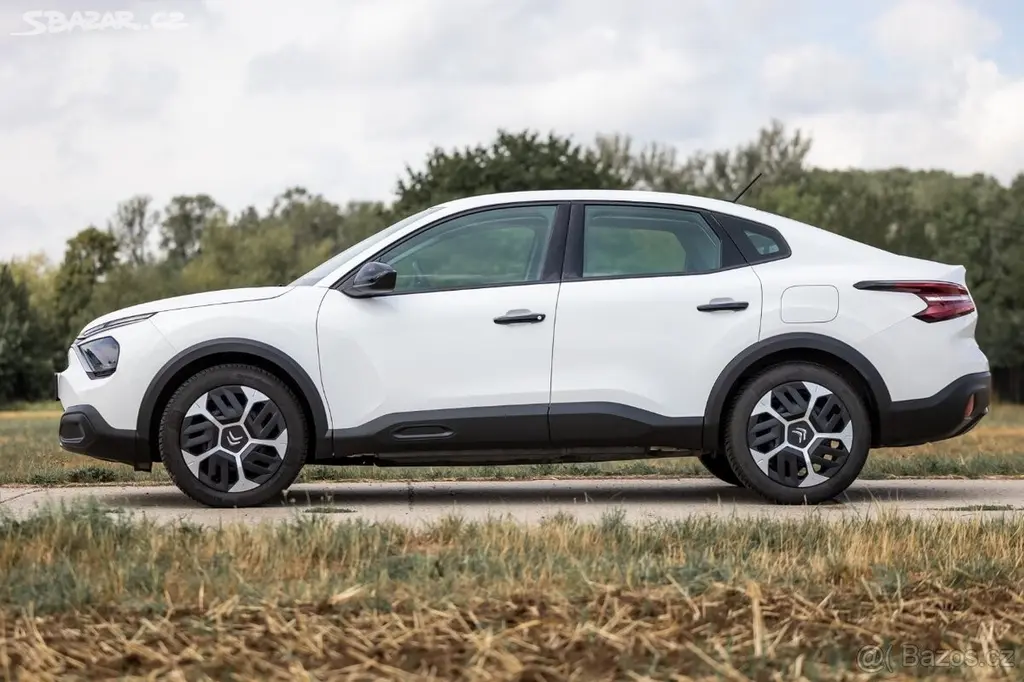 Citroën C4 X 1,2 BENZIN, 2026 - fotka 5