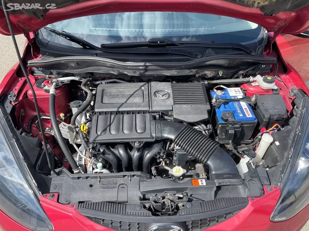 Mazda 2 - fotka 2