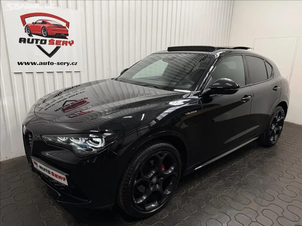 Alfa Romeo Stelvio, VELOCE 206kW Q4 PANO TAŽNÉ R21 - fotka 2