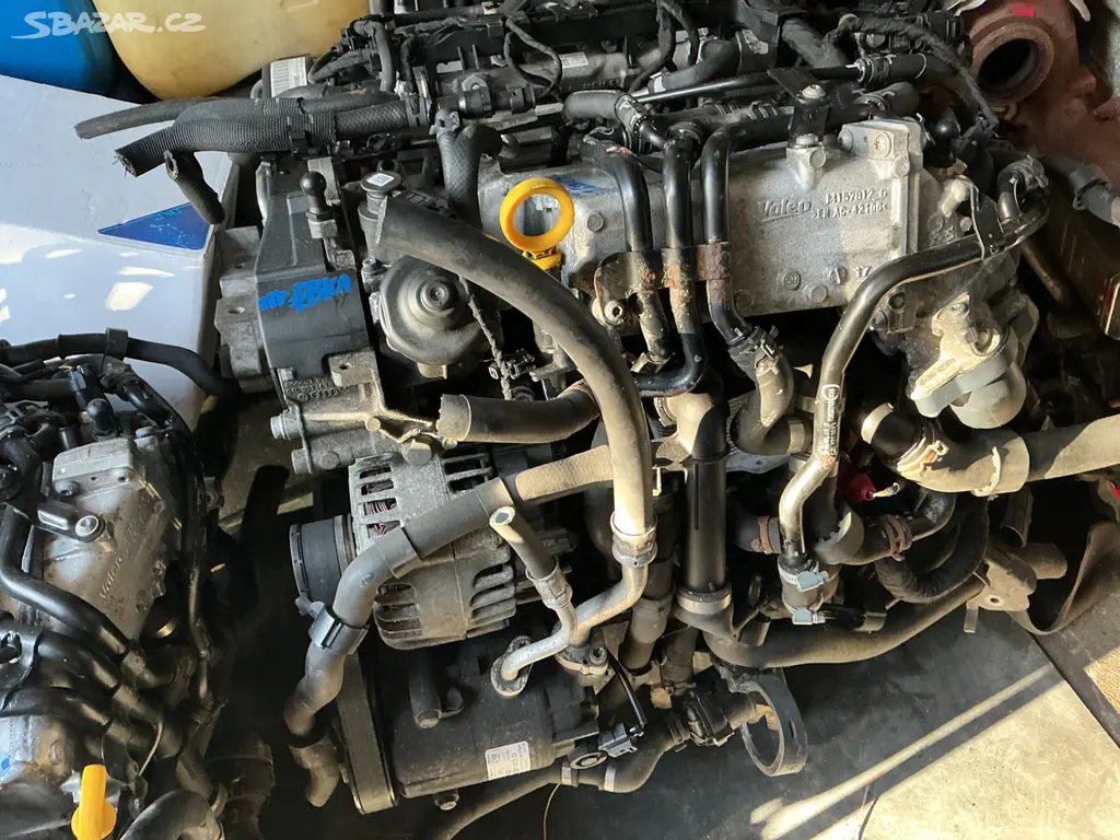 Motor octavia 3 1.6 TDi 81 kw DBKA KOMPLETNÍ - fotka 2