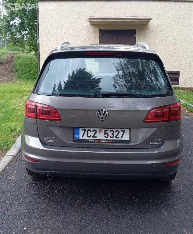 Volkswagen Golf Sportsvan 1,6 TDI 81kW Highline, - fotka 2