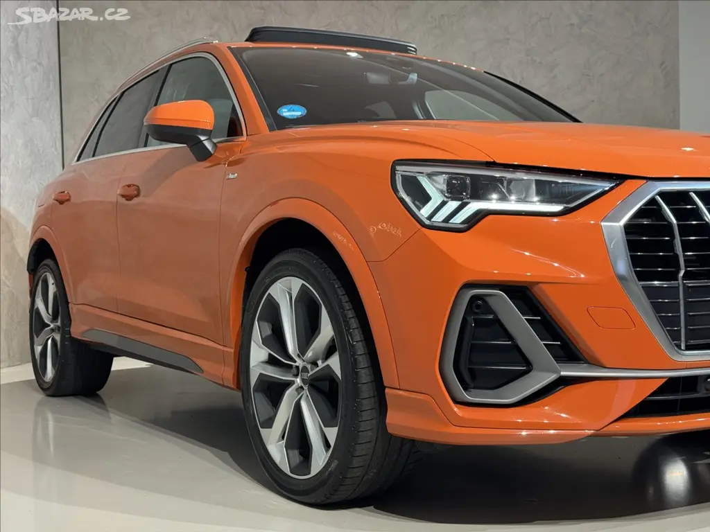Audi Q3, 2,0 TDi S-Line Záruka Audi LE - fotka 5