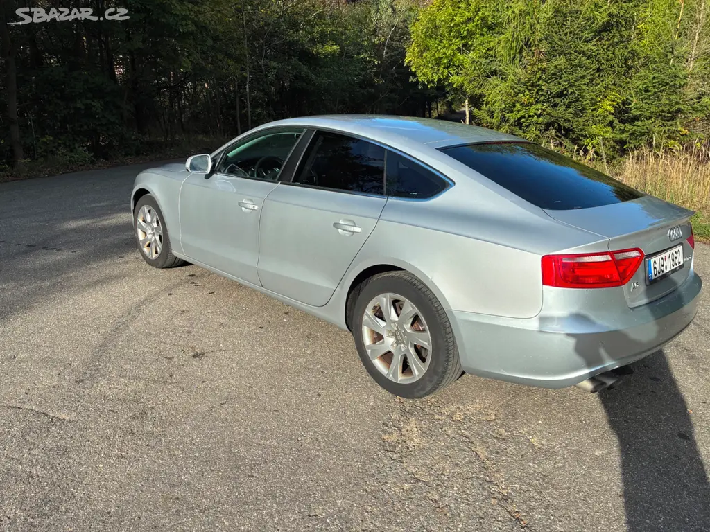 Audi A5 2,0 TDi Sportback - fotka 3