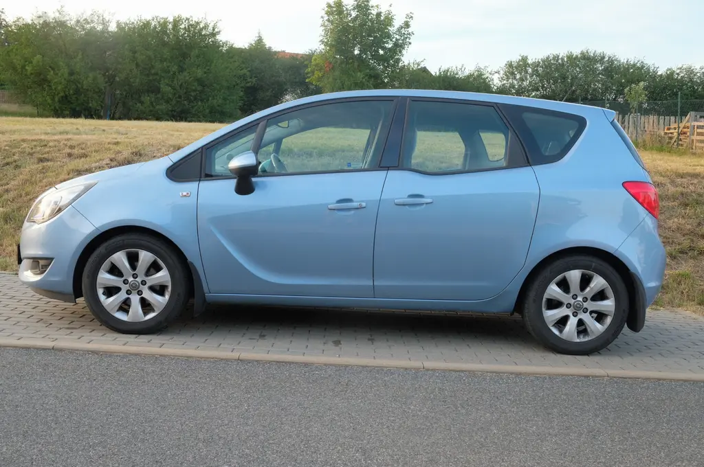 Opel Meriva, 1.4 Turbo, nosič kol - fotka 5