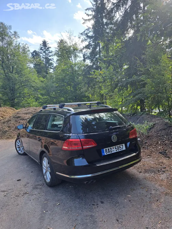 VW Passat B7 Combi 2.0 TDI 103kW Highline - fotka 4