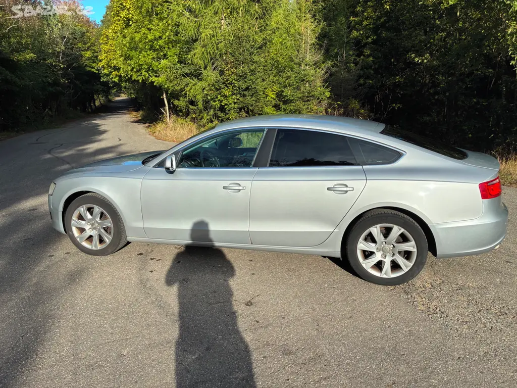 Audi A5 2,0 TDi Sportback - fotka 2
