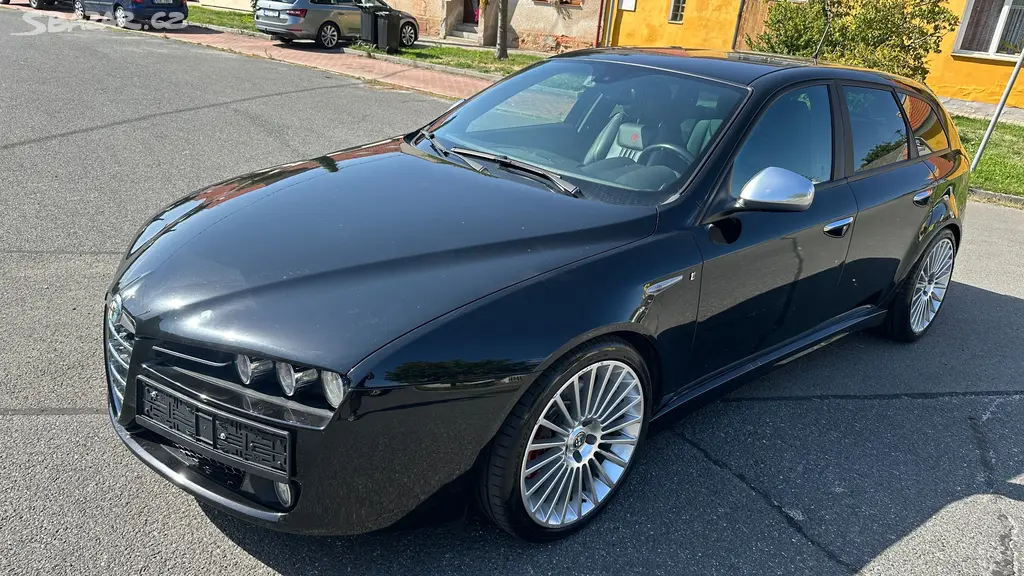 Alfa Romeo 159, 2,4JTD20V Ti - fotka 2