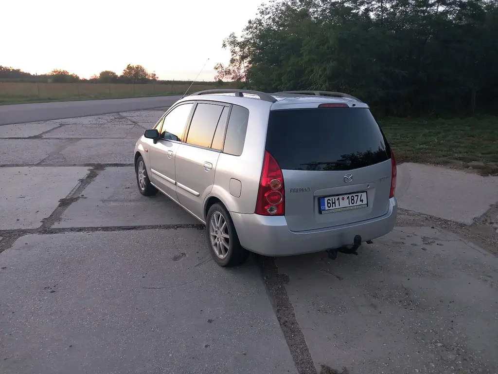 Mazda Premacy 1,8i - fotka 6
