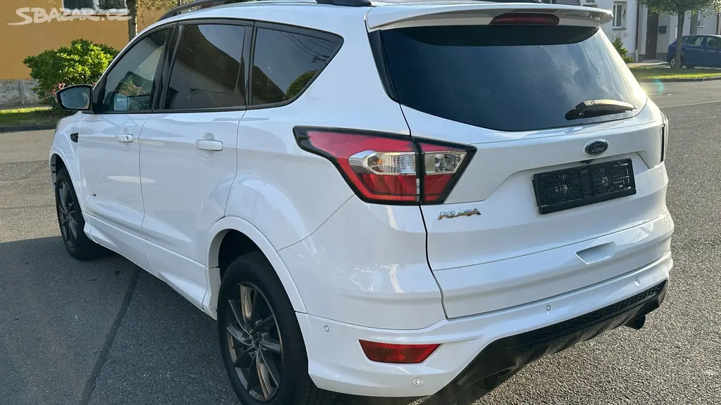 Ford Kuga, ST-line 2.0 TDCi 110 kW,DPH - fotka 5