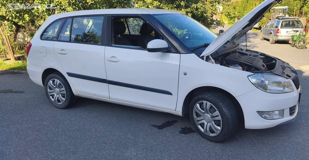 Škoda Fabia Combi II facelift, 1.6 - fotka 4