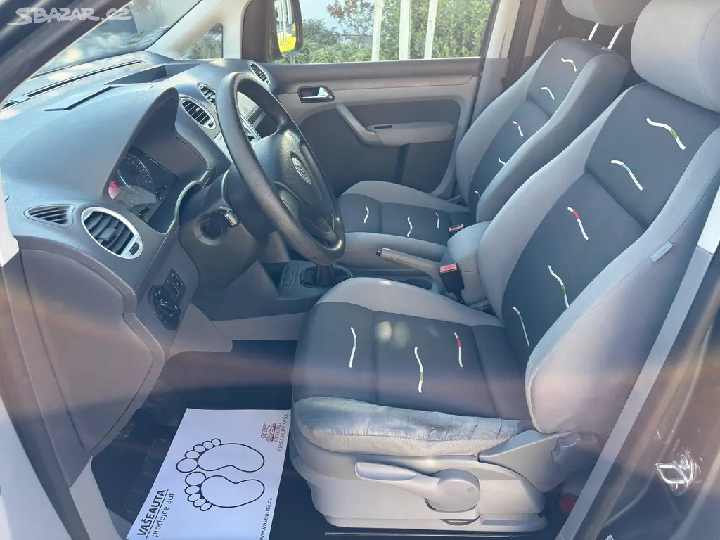 VW Caddy 1.4 16V, 5 míst, klimatizace - fotka 5