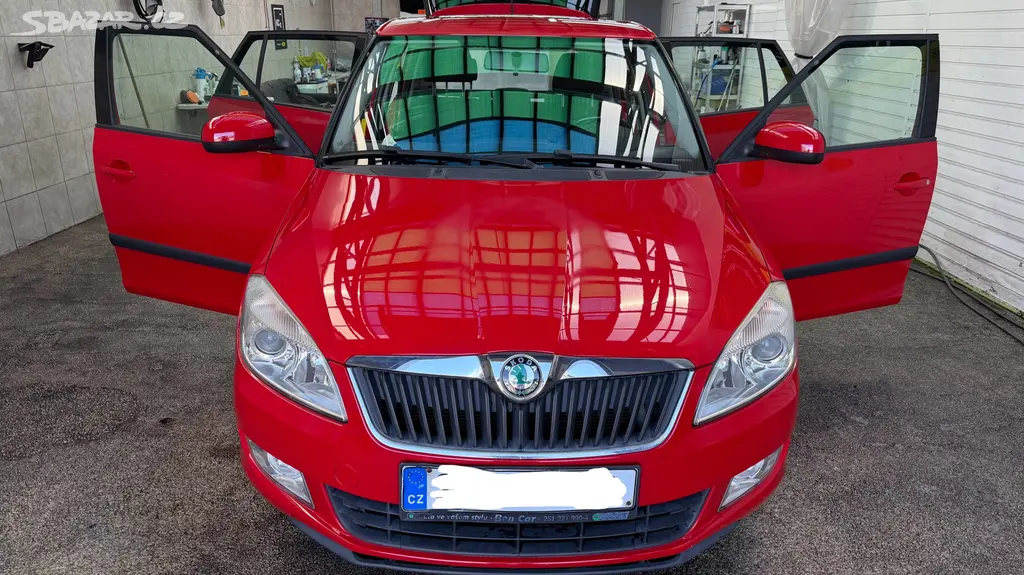 Škoda Fabia II Combi 1.2 TSI 77 kW, r.2011,130K km - fotka 2