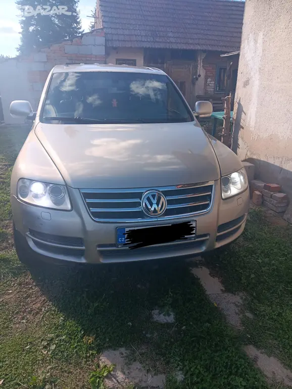 Volkswagen Touareg 2.5tdi NOVÁ STK