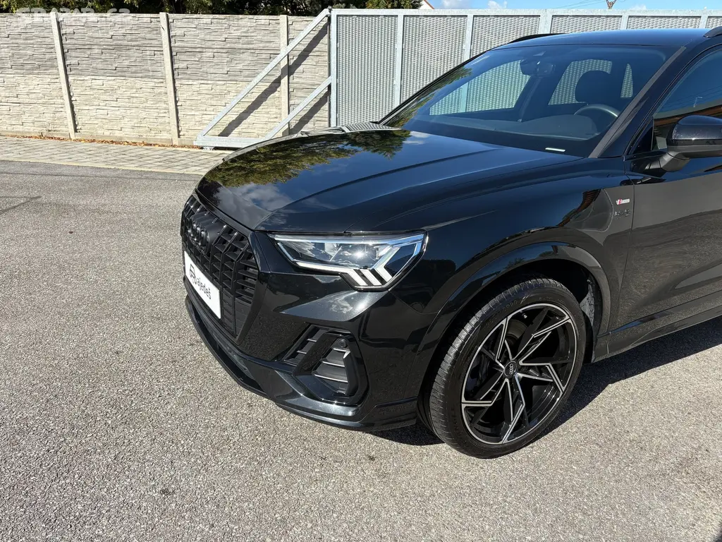 Audi Q3, 40 TDI/quattro/ČR/záruka/142kW - fotka 3