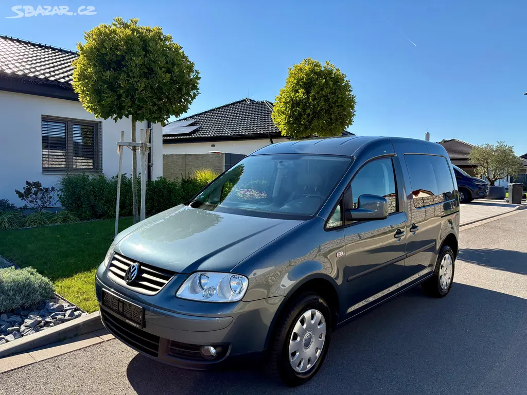 VW Caddy 1.4 16V, 5 míst, klimatizace